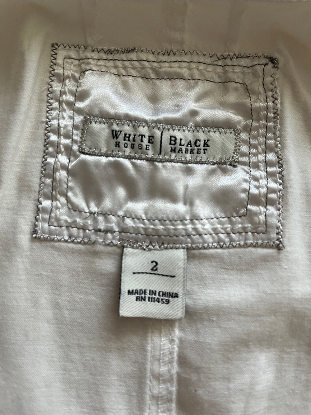 White House Black Market White Satin-Trim Jacket EUC Size 2 - Picture 11 of 13